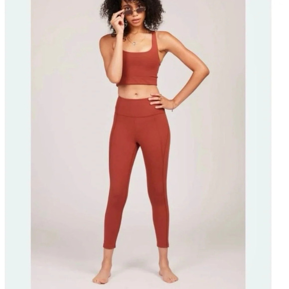 Girlfriend Collective Compression High Rise Cropped Legging in Terracotta Size S - Picture 1 of 10